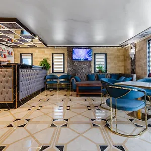 https://grand-almaty.hotels-of-almaty.com