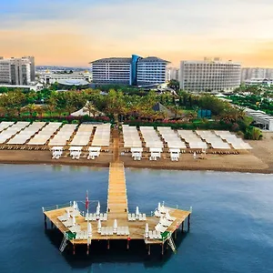 Royal Wings Szálloda Antalya